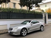 Usata Mercedes SL350 245 CV (180 kW) 2005 Argento Cabrio