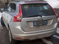 Usata Volvo XC60 Kinetic 181 CV (133 kW) 2014 Argento SUV