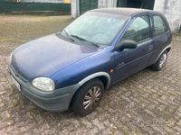 Usata Opel Corsa 45 CV (33 kW) 1995 Blu Utilitaria