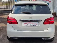Usata Mercedes B180 Executive 109 CV (80 kW) 2015 Bianco Utilitaria