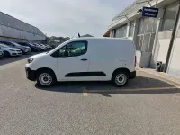 Nuova Opel Combo 131 CV (96 kW) 2026 Kaolin white Monovolume