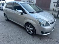 usata Toyota Corolla Verso 2.2 16V D-4D D-Cat