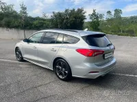 Usata Ford Focus ST-Line 120 CV (88 kW) 2021 Grigio Station wagon
