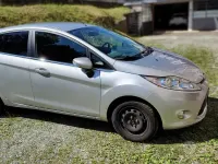 Usata Ford Fiesta 97 CV (71 kW) 2011 Grigio Berlina