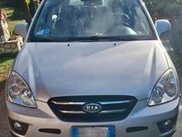 Usata Kia Carens 150 CV (110 kW) 2008 Grigio Monovolume