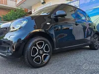 Usata Smart ForFour Passion 71 CV (52 kW) 2018 Nero Utilitaria