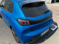 Usata Peugeot 208 101 CV (74 kW) 2023 Bluazzurro Utilitaria