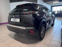 Usata Peugeot 2008 Active 131 CV (96 kW) 2020 Nero SUV