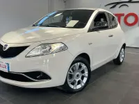 Usata Lancia Ypsilon Silver 95 CV (69 kW) 2016 Beige Utilitaria