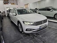 Usata VW Passat S 150 CV (110 kW) 2023 Bianco Station wagon