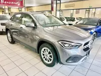 Usata Mercedes GLA180 Business 116 CV (85 kW) 2022 Grigio SUV