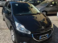 Usata Peugeot 208 68 CV (50 kW) 2015 Nero Utilitaria