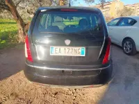 Usata Lancia Musa 77 CV (56 kW) 2010 Nero Monovolume