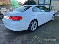 Usata BMW 320 177 CV (130 kW) 2010 Bianco Coupé