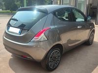 Usata Lancia Ypsilon S 69 CV (50 kW) 2024 Grigio Utilitaria