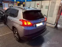 Usata Peugeot 2008 120 CV (88 kW) 2015 Grigio SUV