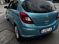 Usata Opel Corsa 95 CV (69 kW) 2012 Blu Berlina