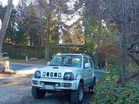 Usata Suzuki Jimny 86 CV (63 kW) 2011 Grigio SUV