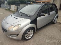 Usata Smart ForFour 75 CV (55 kW) 2005 Grigio Utilitaria