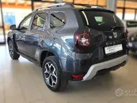 Usata Dacia Duster Prestige 101 CV (74 kW) 2020 Grigio SUV