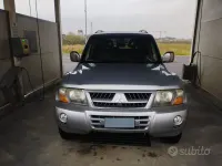 Usata Mitsubishi Pajero 160 CV (117 kW) 2005 Grigio SUV