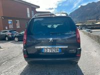 usata Peugeot 807 8072.0 hdi 16v Active (st) 136cv E5