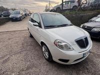Usata Lancia Ypsilon 75 CV (55 kW) 2009 Bianco Utilitaria