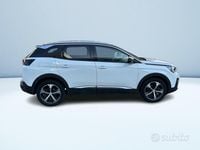 Usata Peugeot 3008 Allure 131 CV (96 kW) 2020 Bianco pastello SUV
