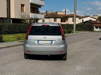 Usata Ford Fiesta 2004 Grigio Utilitaria