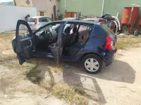 Usata Dacia Sandero Ambiance 74 CV (54 kW) 2010 Blu Berlina