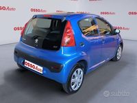 Usata Peugeot 107 Allure 68 CV (50 kW) 2010 Blu Utilitaria