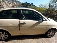 Usata Lancia Ypsilon 69 CV (50 kW) 2004 Beige Utilitaria