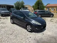 Usata Ford Fiesta 68 CV (50 kW) 2010 Grigio Berlina