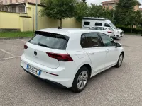 Usata VW Golf VIII Life 116 CV (85 kW) 2022 Bianco Berlina