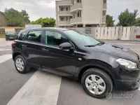 Usata Nissan Qashqai N-TEC 110 CV (80 kW) 2011 Nero SUV