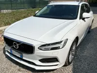 Usata Volvo V90 Momentum 190 CV (139 kW) 2021 Bianco Station wagon