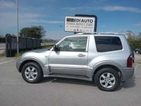 Usata Mitsubishi Pajero Intense 160 CV (117 kW) 2006 Argento SUV
