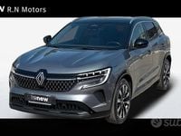Usata Renault Austral Techno 160 CV (117 kW) 2023 Grigio SUV