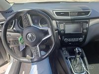 Usata Nissan Qashqai N-Connecta 131 CV (96 kW) 2018 Bianco SUV