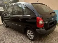 Usata Citroën Xsara Picasso 109 CV (80 kW) 2006 Nero Monovolume