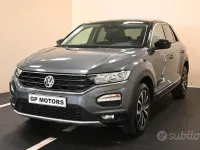 Usata VW T-Roc Style 116 CV (85 kW) 2020 Grigio SUV