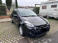 Usata Renault Clio IV 105 CV (77 kW) 2013 Nero Berlina