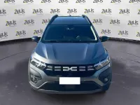 Usata Dacia Jogger Extreme 141 CV (103 kW) 2023 Grigio Monovolume