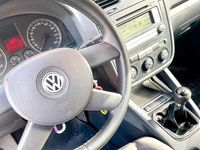 Usata VW Golf IV 2004 Blu Berlina