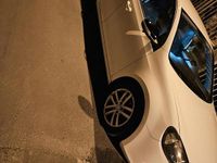 Usata VW Golf VI 140 CV (102 kW) 2009 Bianco Utilitaria