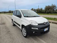 Usata Fiat Panda 4x4 Climbing 75 CV (55 kW) 2014 Bianco Utilitaria
