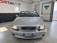 Usata Volvo C70 193 CV (141 kW) 1999 Argento Cabrio