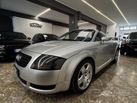 Usata Audi TT Roadster 225 CV (165 kW) 1999 Argento Cabrio