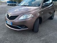 Usata Lancia Ypsilon Platinum 80 CV (58 kW) 2016 Utilitaria