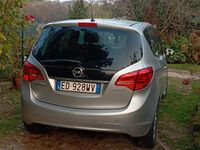 Usata Opel Meriva Cosmo 95 CV (69 kW) 2011 Grigio Monovolume